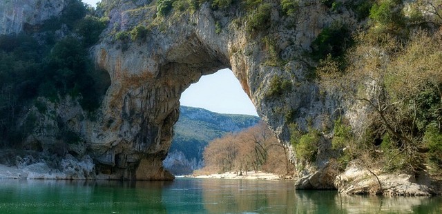vallon-pont-darc